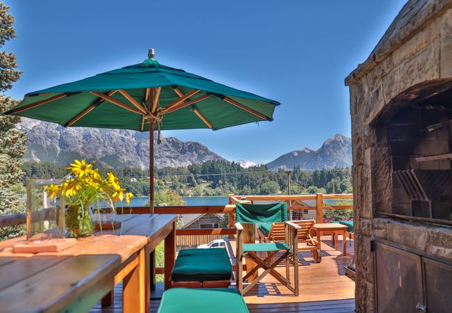  in San Carlos de Bariloche - MORE16C Lindisima casa ubicada en la exclusiva zona Llao Llao, a orillas del Lago Moreno