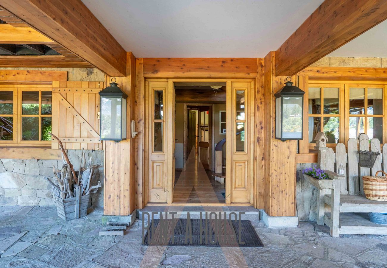 House in San Carlos de Bariloche - MORE16C Luxury house in Llao Llao s/ Morenito + Jacuzzi