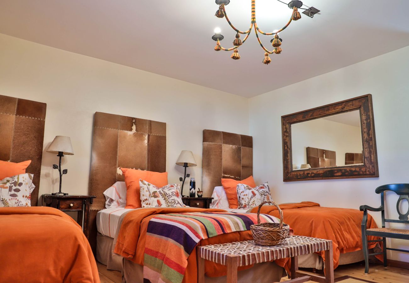 House in San Carlos de Bariloche - MORE16C Luxury house in Llao Llao s/ Morenito + Jacuzzi