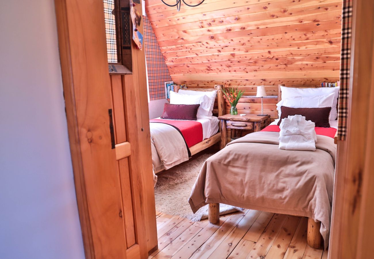 House in San Carlos de Bariloche - MORE16C Luxury house in Llao Llao s/ Morenito + Jacuzzi