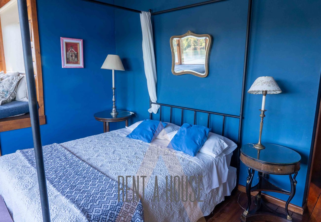 House in San Carlos de Bariloche - MORE01C ESPECTACULAR CASA A ORILLAS DEL LAGO MORENO CON PILETA CLIMATIZADA