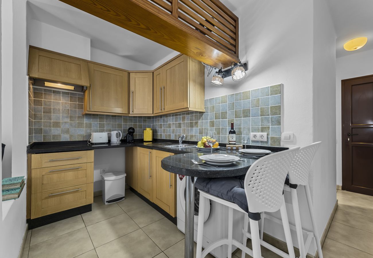 Apartment in Puerto del Carmen - Hola Arnage