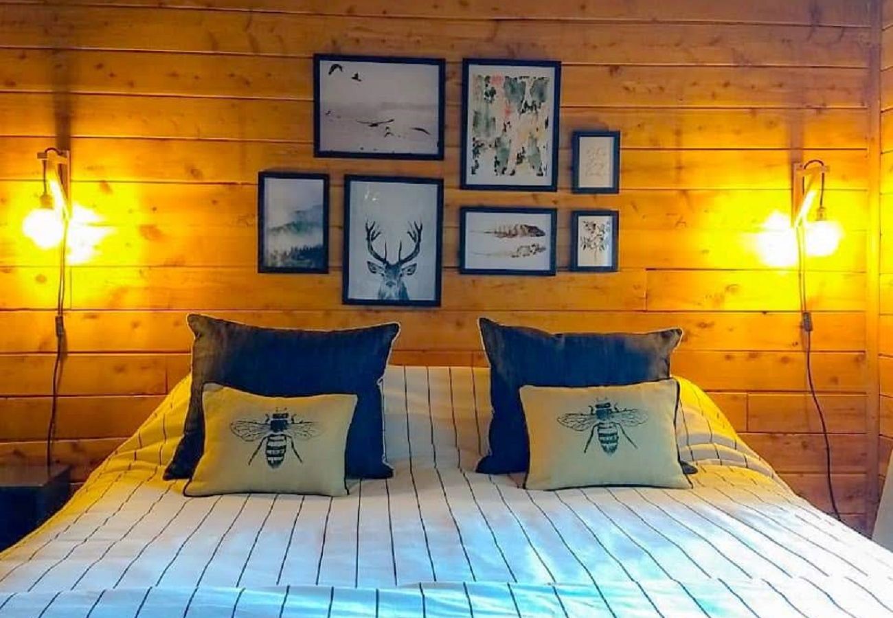 House in San Carlos de Bariloche - MORE07- WARM SINGLE-STORY CABIN WITH COAST ON LAKE MORENO