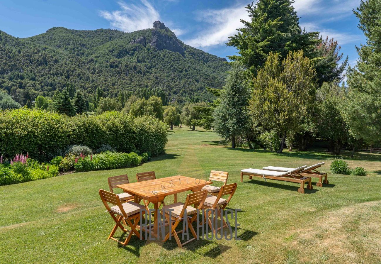 House in San Carlos de Bariloche - DIVINA CASA SOBRE CANCHA GOLF