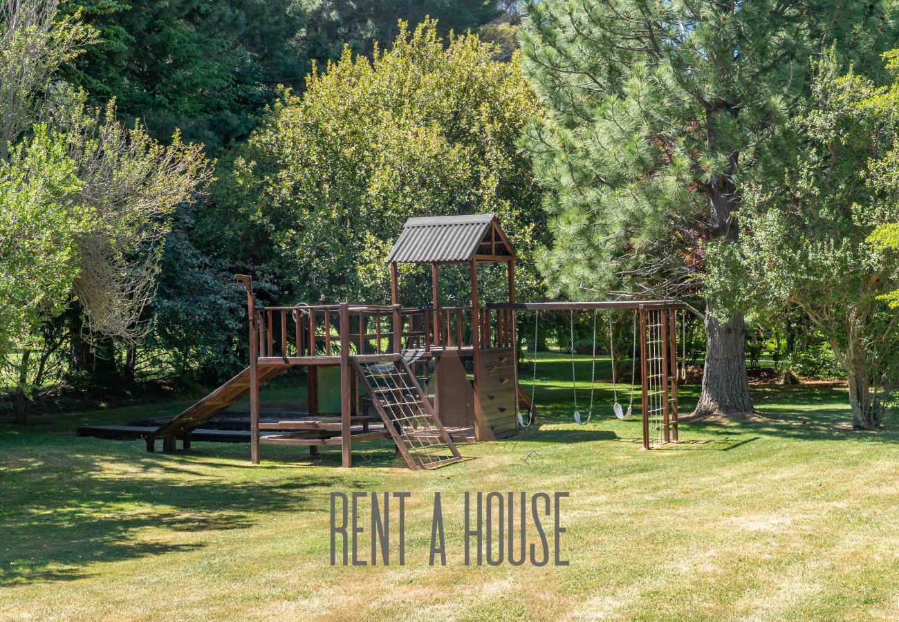 House in San Carlos de Bariloche - DIVINA CASA SOBRE CANCHA GOLF