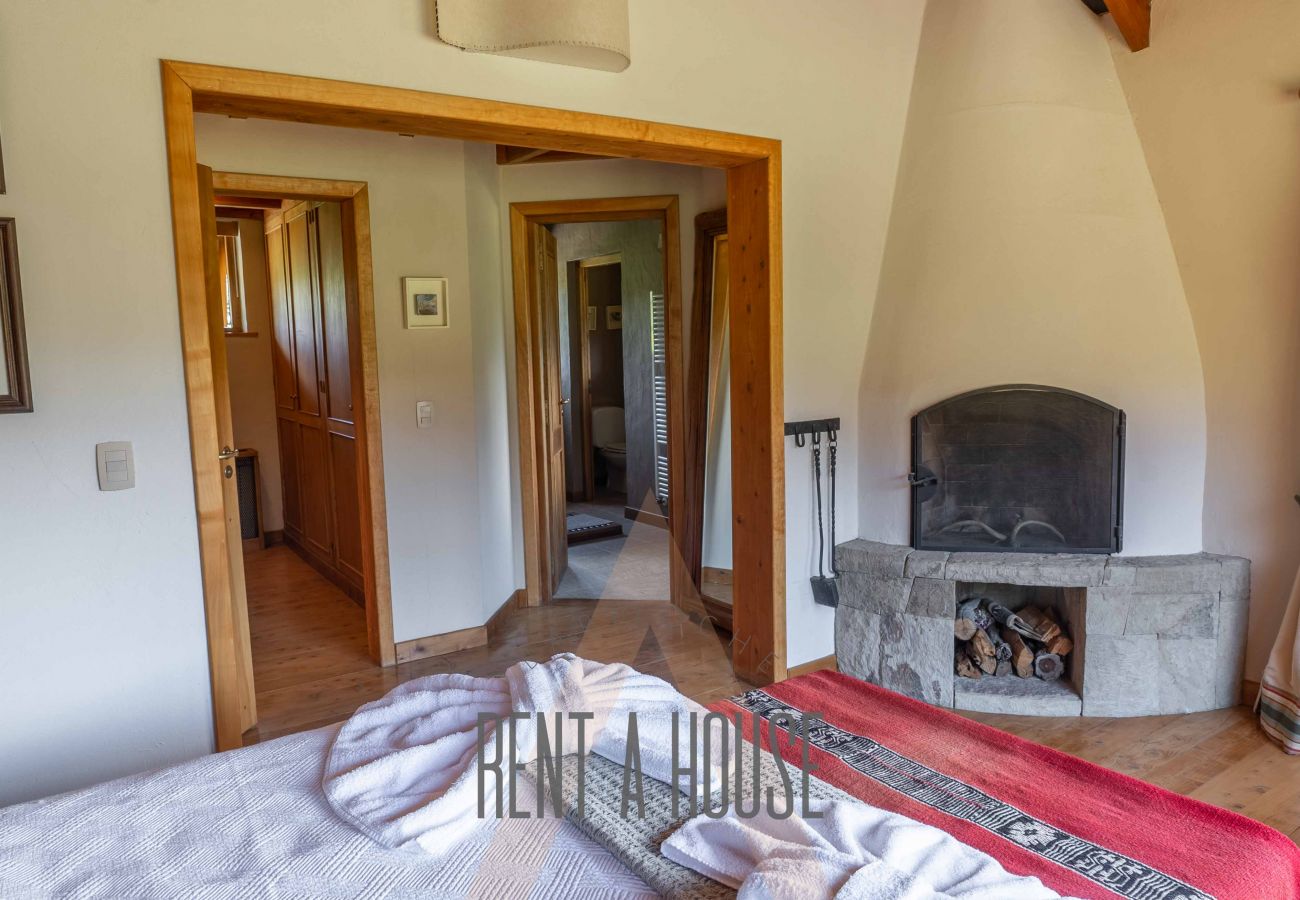 House in San Carlos de Bariloche - DIVINA CASA SOBRE CANCHA GOLF