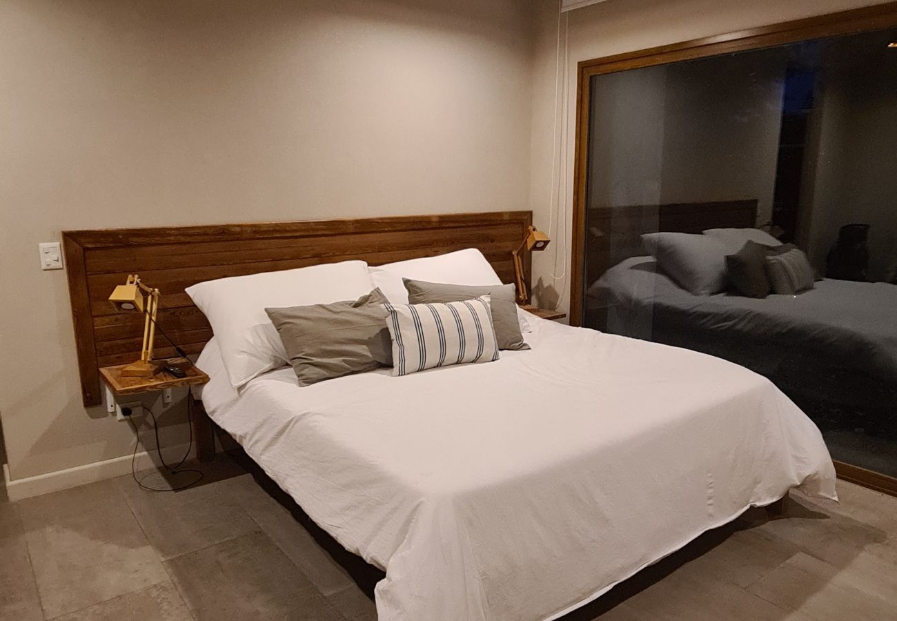 House in San Carlos de Bariloche - ARE33 CASA EN ARELAUQUEN CON IMPONENTES VISTAS