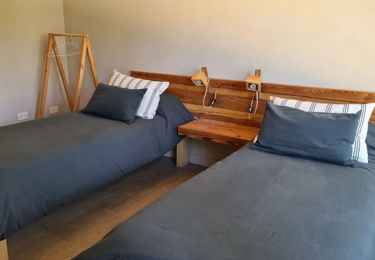 House in San Carlos de Bariloche - ARE33 CASA EN ARELAUQUEN CON IMPONENTES VISTAS