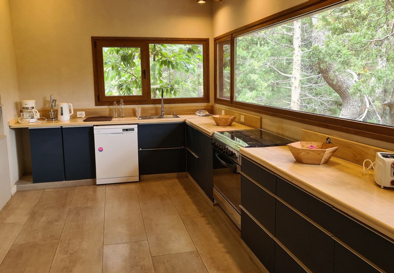 House in San Carlos de Bariloche - ARE33 CASA EN ARELAUQUEN CON IMPONENTES VISTAS