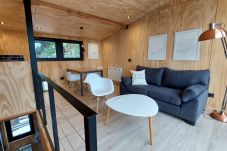 Cabin in San Carlos de Bariloche - CAB04 CÁLIDA CASA CON ESTILO NORDICO PARA 2 PERSONAS