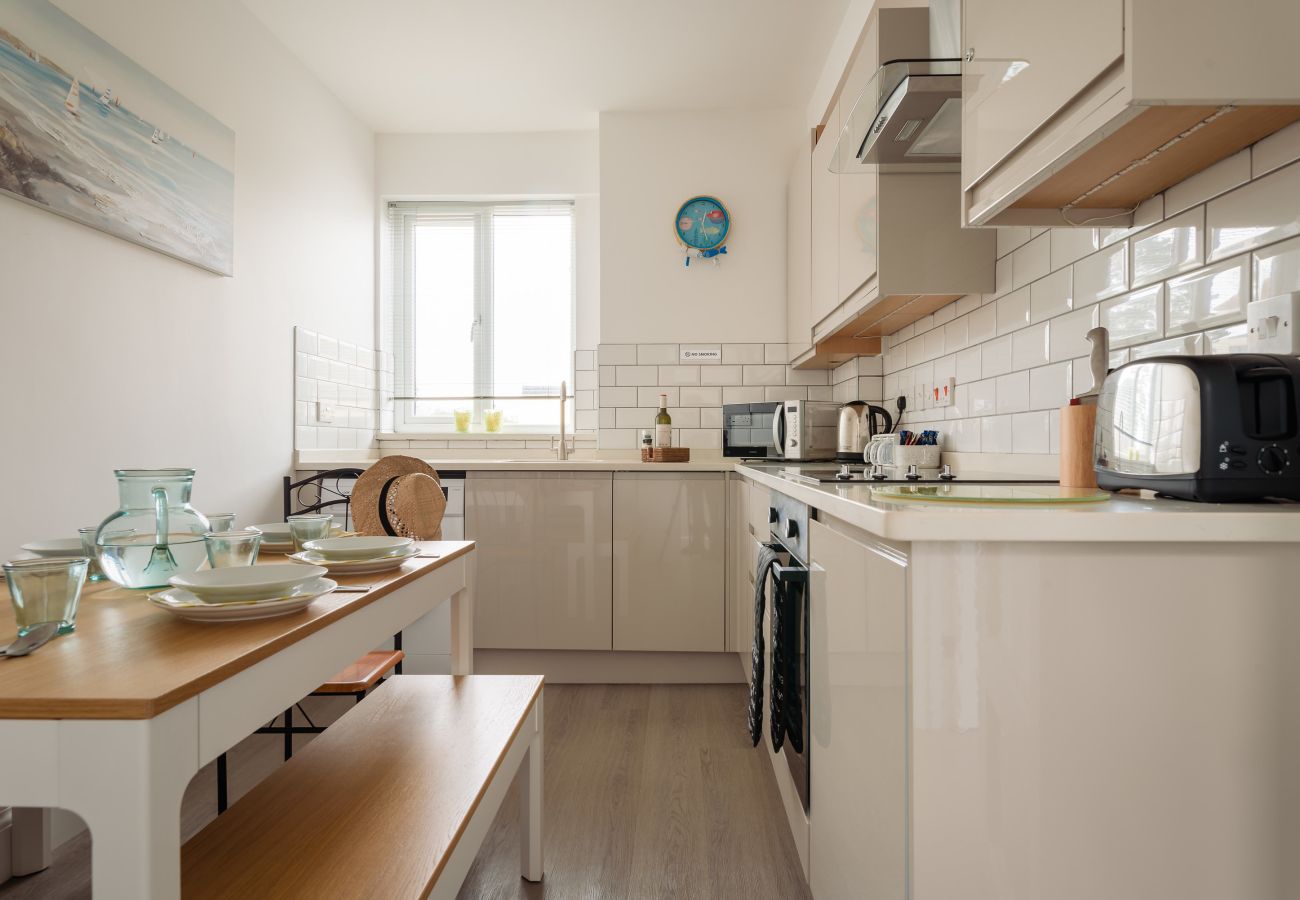 Apartment in Paignton - Quayside View – Stylish Harbourfront Apartment in Paignton, Devon