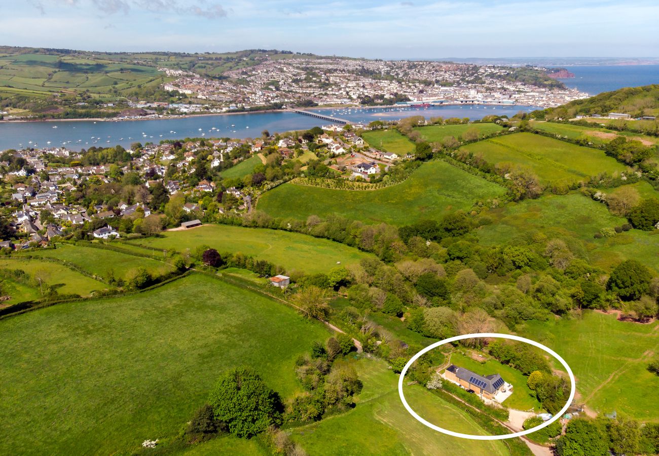 Fresh Escapes - Sunnybrook - Eco House - woodfired Hot Tub - Shaldon Fresh Escapes - Sunnybrook - Eco House - woodfired Hot Tub - Shaldon