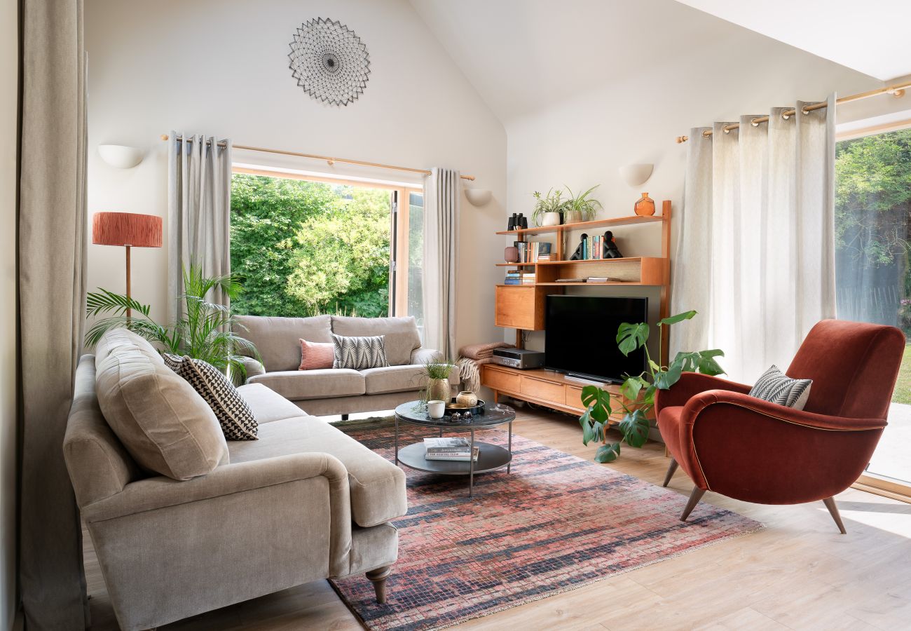 Fresh Escapes - Sunnybrook - Eco House - woodfired Hot Tub - Shaldon Fresh Escapes - Sunnybrook - Eco House - woodfired Hot Tub - Shaldon
