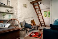 Cottage in Chagford - Weeke Brook - A 'quintessential' thatched cottage