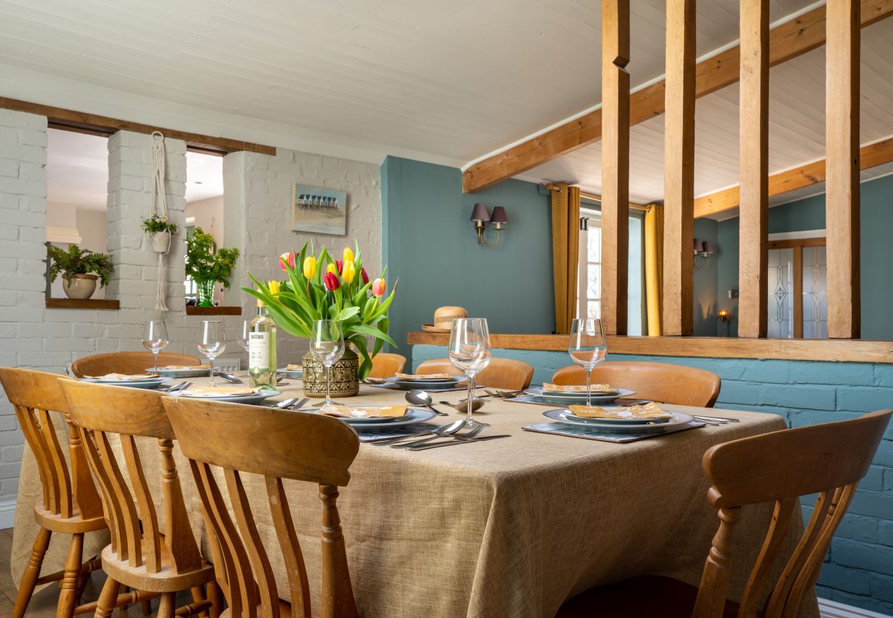 Cottage in Holcombe - The Cottage - Characterful, coastal with hot tub
