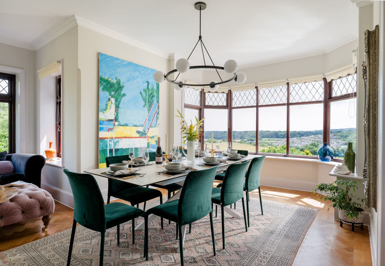 House in Paignton - The Spinney - Large home with hot tub, gym, amazing sea views