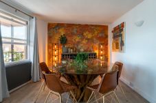 Apartment in Teignmouth - The Crab Shack - directly on beach, private balconies