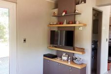 Cabin in San Carlos de Bariloche - Cálido complejo de 3 dúplex ubicados a 20 mts de la playa del Lago Moreno.