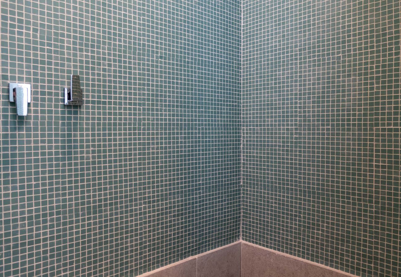 Apartment in Rio de Janeiro - Wonderful in Copacabana | 2 bedrooms | NSC501B 