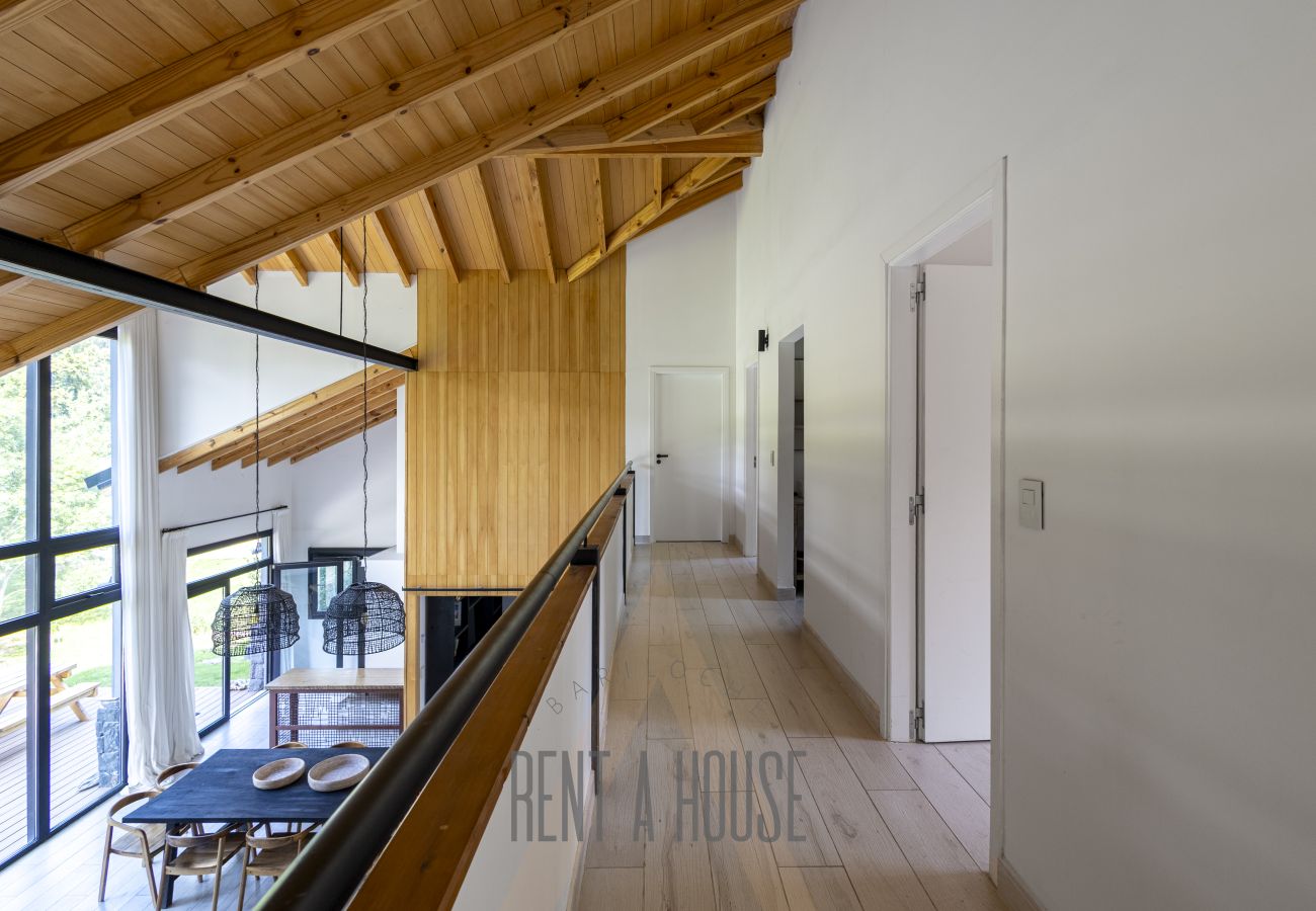 House in San Carlos de Bariloche - ARE32 - DIVINE HOUSE ON ARELAUQUEN GOLF