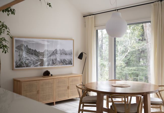  in San Carlos de Bariloche - MORE17 Modern and quality house in the middle of the forest within the LLao LLao neighborhood.