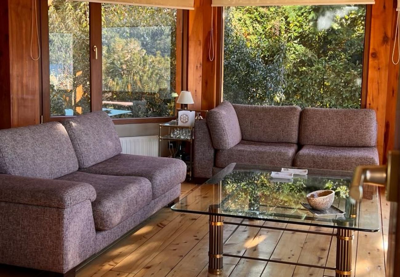 House in San Carlos de Bariloche - HUAPI07C Exclusive house with sandy beach on Lake Nahuel Huapi