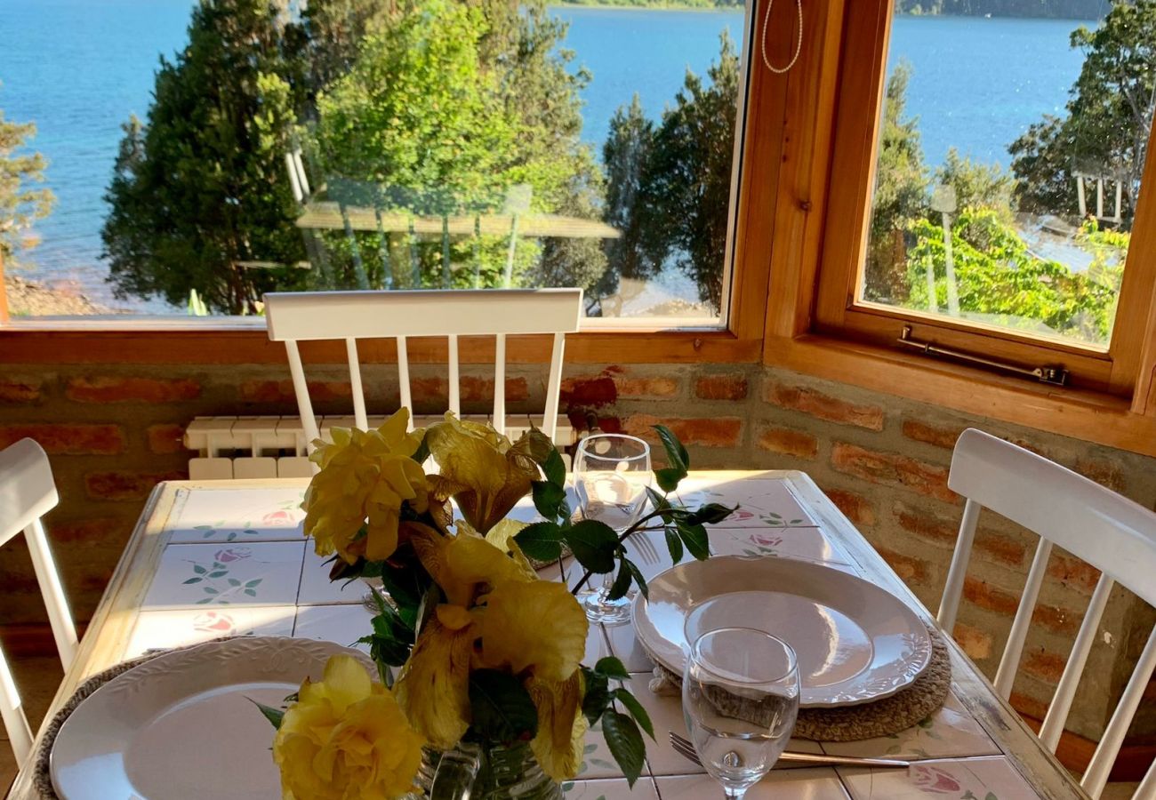 House in San Carlos de Bariloche - HUAPI07C Exclusive house with sandy beach on Lake Nahuel Huapi