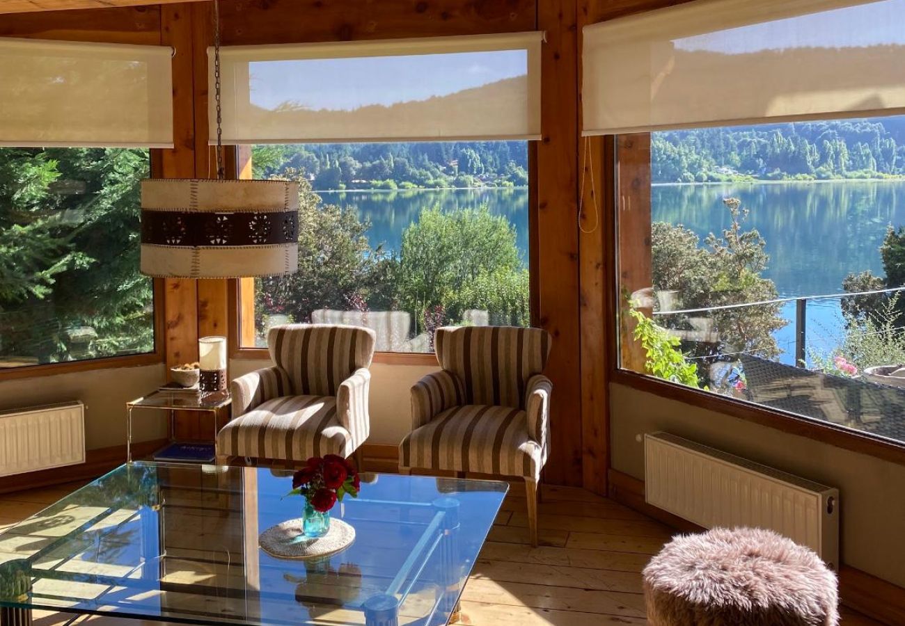 House in San Carlos de Bariloche - HUAPI07C Exclusive house with sandy beach on Lake Nahuel Huapi