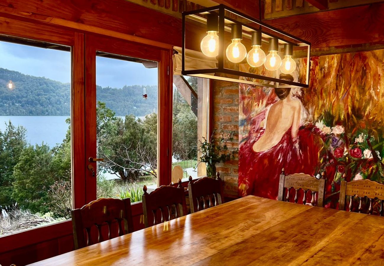 House in San Carlos de Bariloche - HUAPI07C Exclusive house with sandy beach on Lake Nahuel Huapi