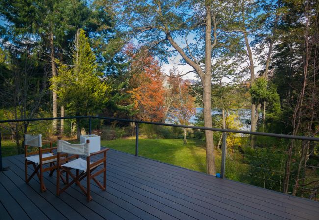 House in San Carlos de Bariloche - MORE25 Spectacular modern house, with lake coast and heated pool