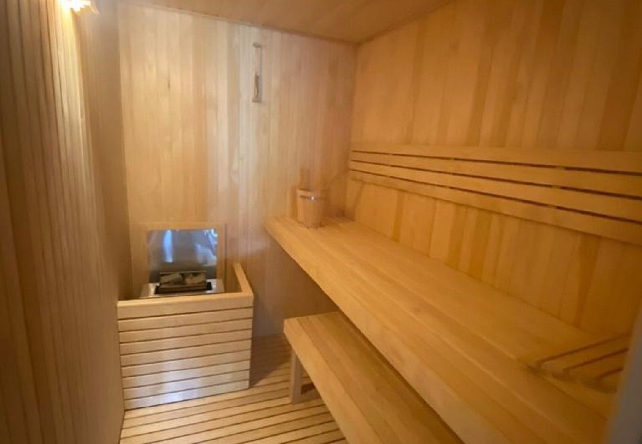 House in San Carlos de Bariloche - MORE25 Spectacular modern house, with lake coast and heated pool