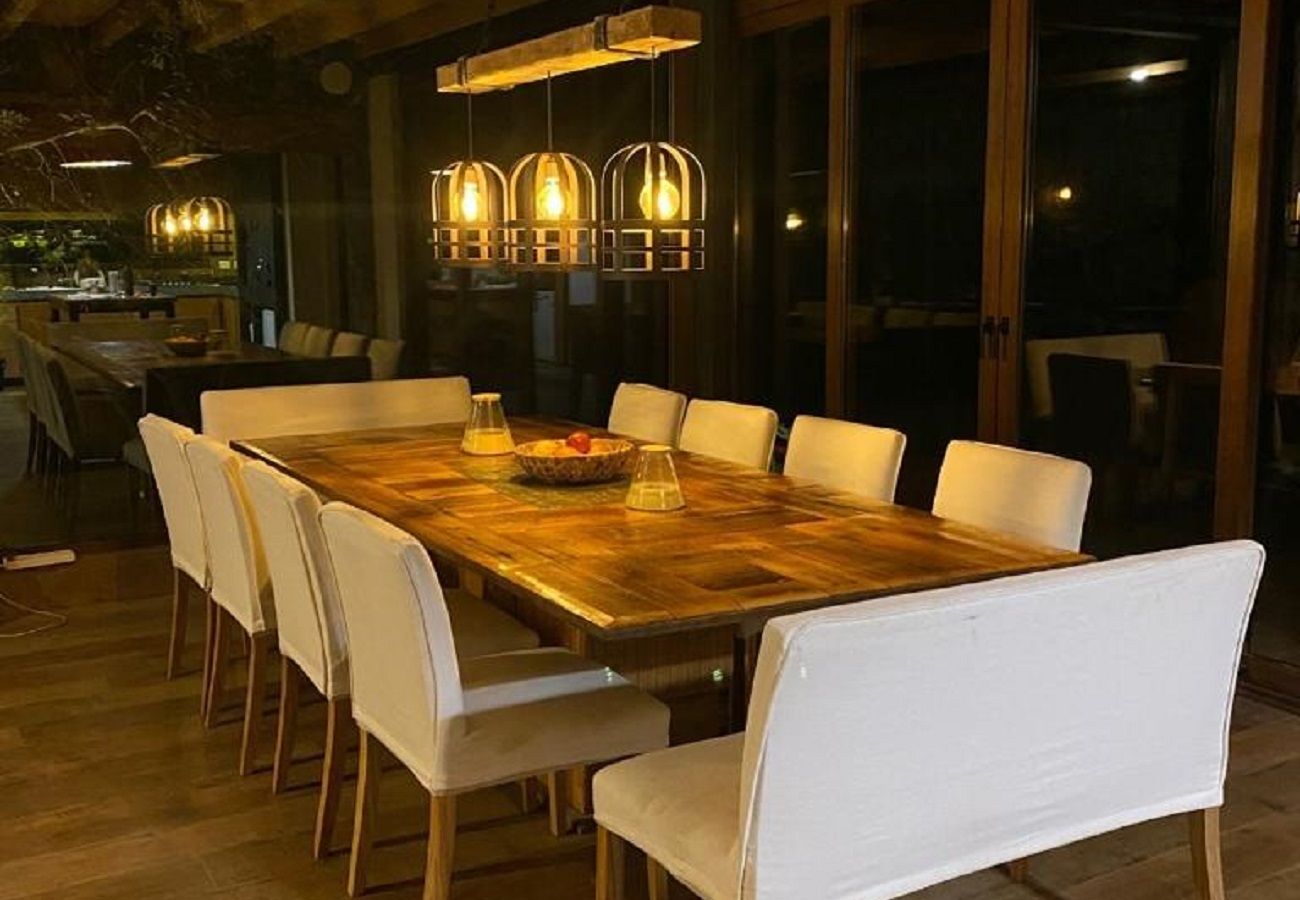 House in San Carlos de Bariloche - MORE25 Spectacular modern house, with lake coast and heated pool