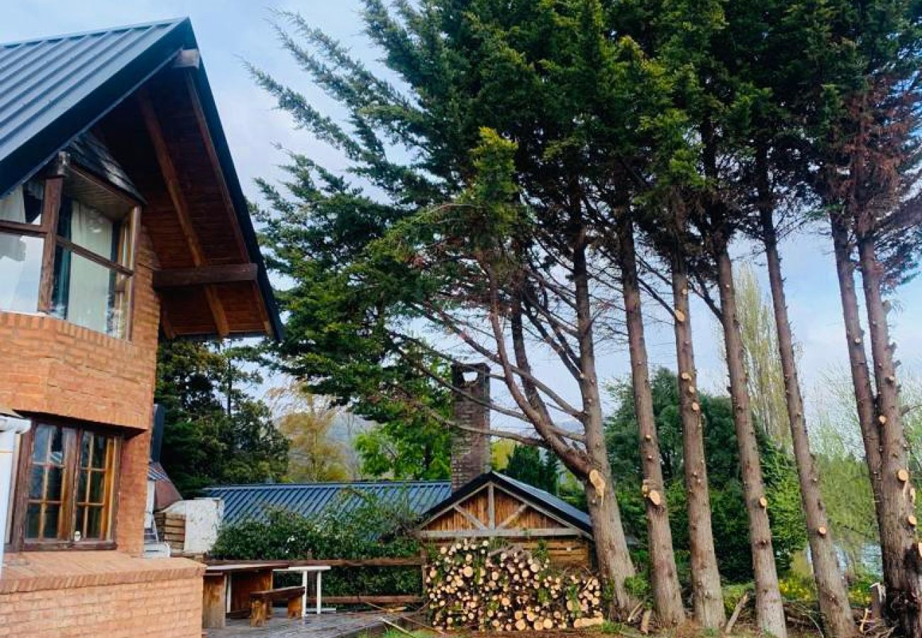 House in San Carlos de Bariloche - HUAPI13 Cómoda casa sobre el Nahuel Huapi