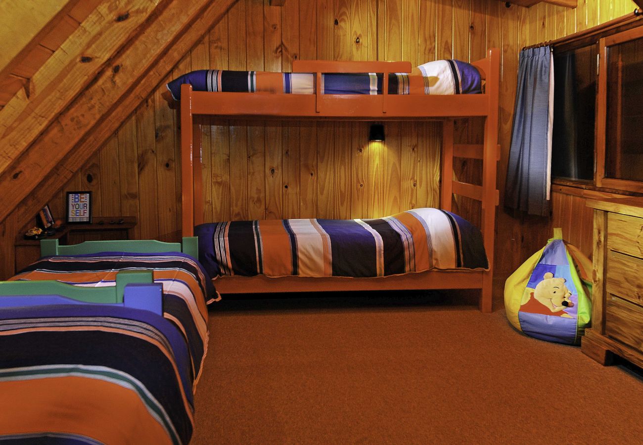 House in San Carlos de Bariloche - CAS03 Spectacular 600-meter house in a unique environment