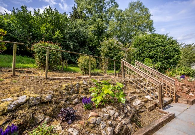 House in Maidencombe - Bramblewood - cosy chic, hot tub, close to beach House in Maidencombe - Bramblewood - cosy chic, hot tub, close to beach