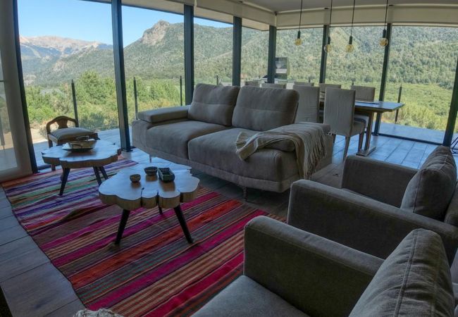  in San Carlos de Bariloche - ARE19 WARM AND BRIGHT APARTMENT WITH VIEWS OF THE LAKE, MOUNTAINS AND THE POLO