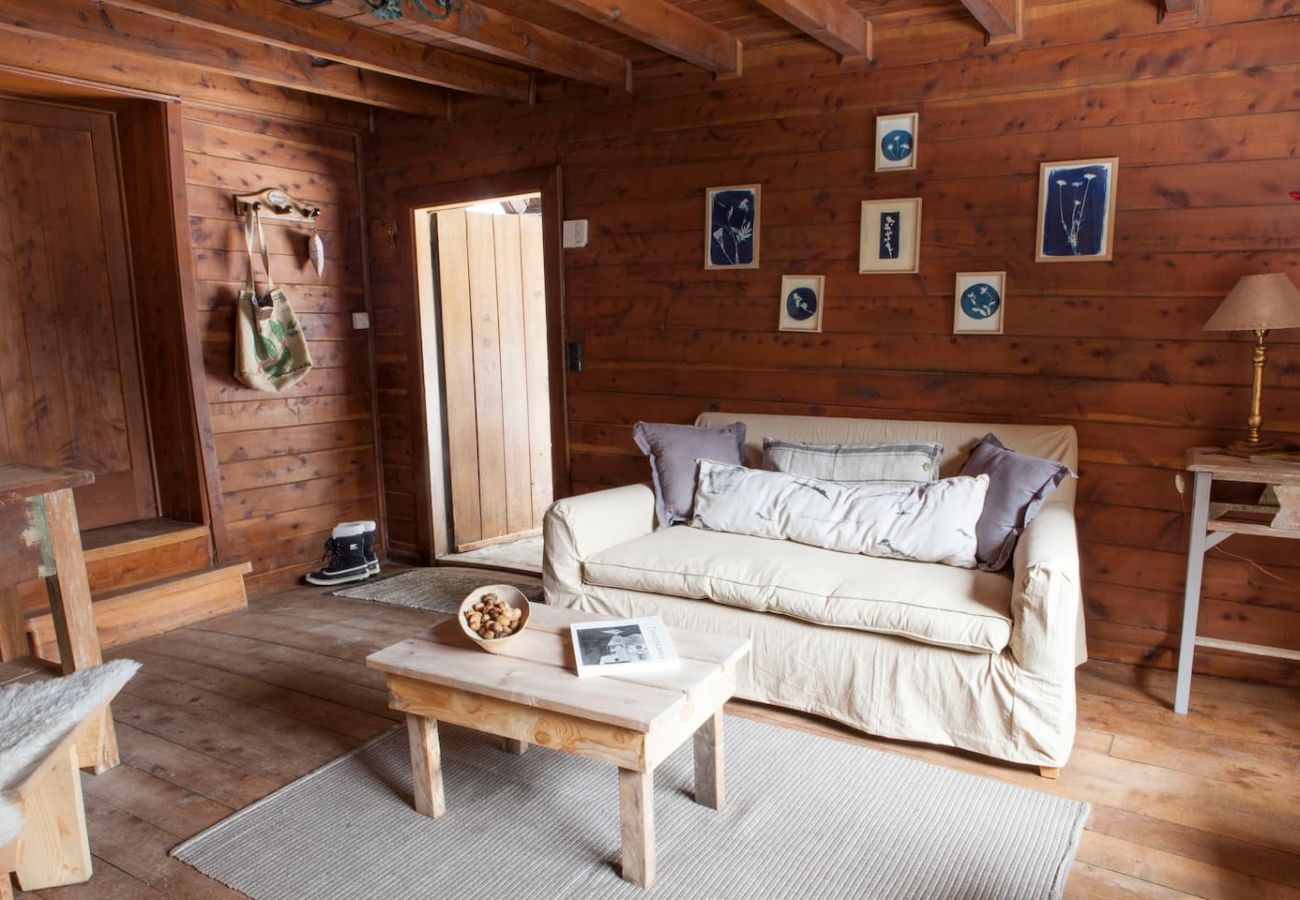 Cabin in San Carlos de Bariloche - TREBOL 02C -WARM LOG CABIN ON THE COAST OF LAGUNA EL TRÉBOL