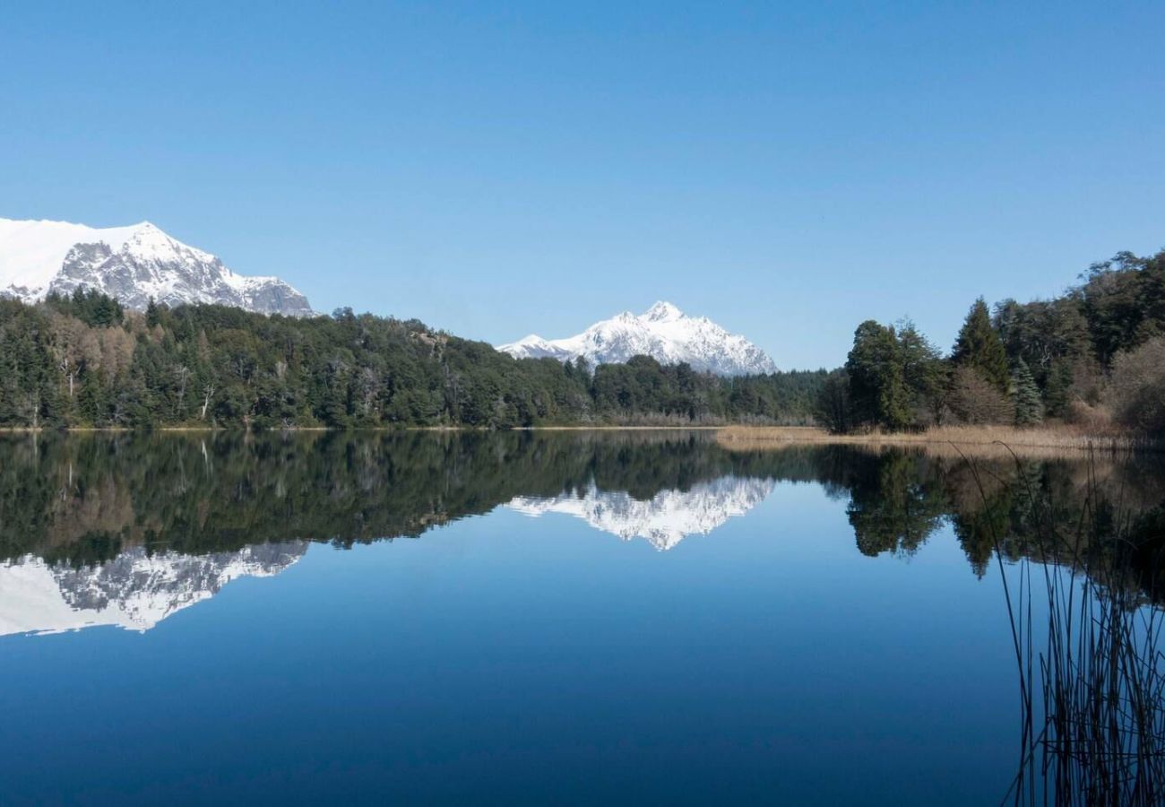 House in San Carlos de Bariloche - TREBOL01C- COMFORTABLE PROPERTY WITH BEAUTIFUL SURROUNDINGS ON LAGUNA EL TRÉBOL