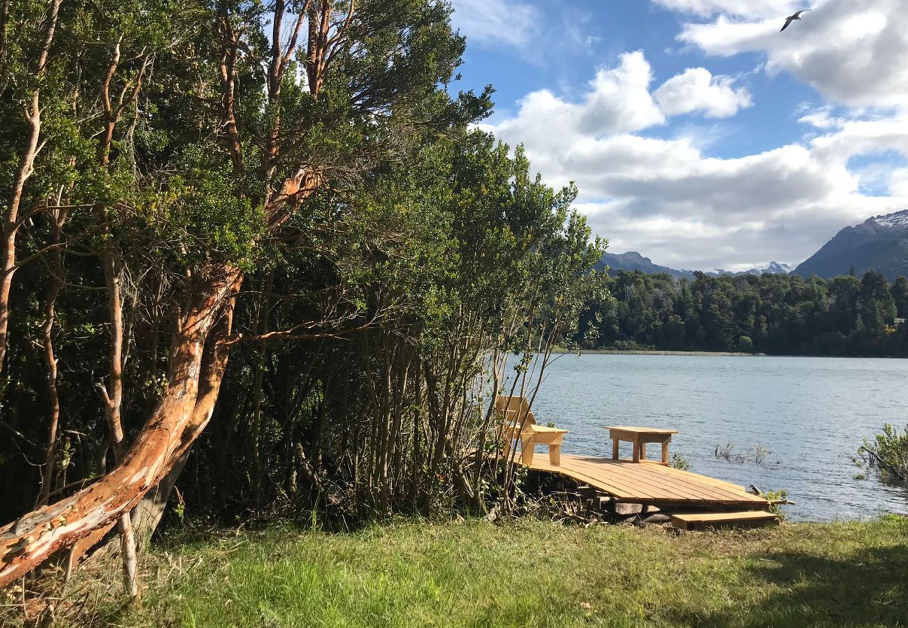 House in San Carlos de Bariloche - TREBOL01C- COMFORTABLE PROPERTY WITH BEAUTIFUL SURROUNDINGS ON LAGUNA EL TRÉBOL