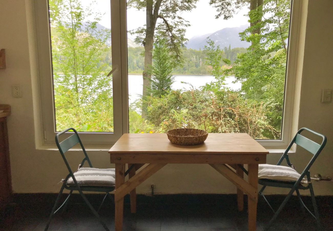 House in San Carlos de Bariloche - TREBOL01C- COMFORTABLE PROPERTY WITH BEAUTIFUL SURROUNDINGS ON LAGUNA EL TRÉBOL