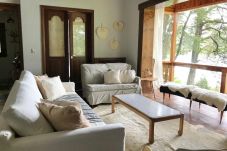 House in San Carlos de Bariloche - TREBOL01C- COMFORTABLE PROPERTY WITH BEAUTIFUL SURROUNDINGS ON LAGUNA EL TRÉBOL