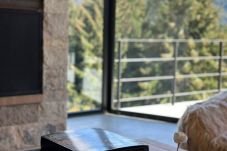 House in San Carlos de Bariloche - ARE22 Modern house in Arelauquen Golf with incredible views to the Gutierrez. Lake. 
