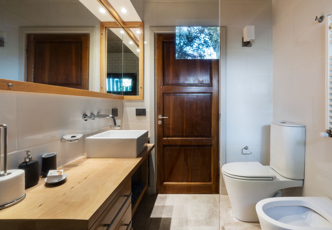 House in San Carlos de Bariloche - MORE26 Spectacular modern house with coast on Lake Moreno