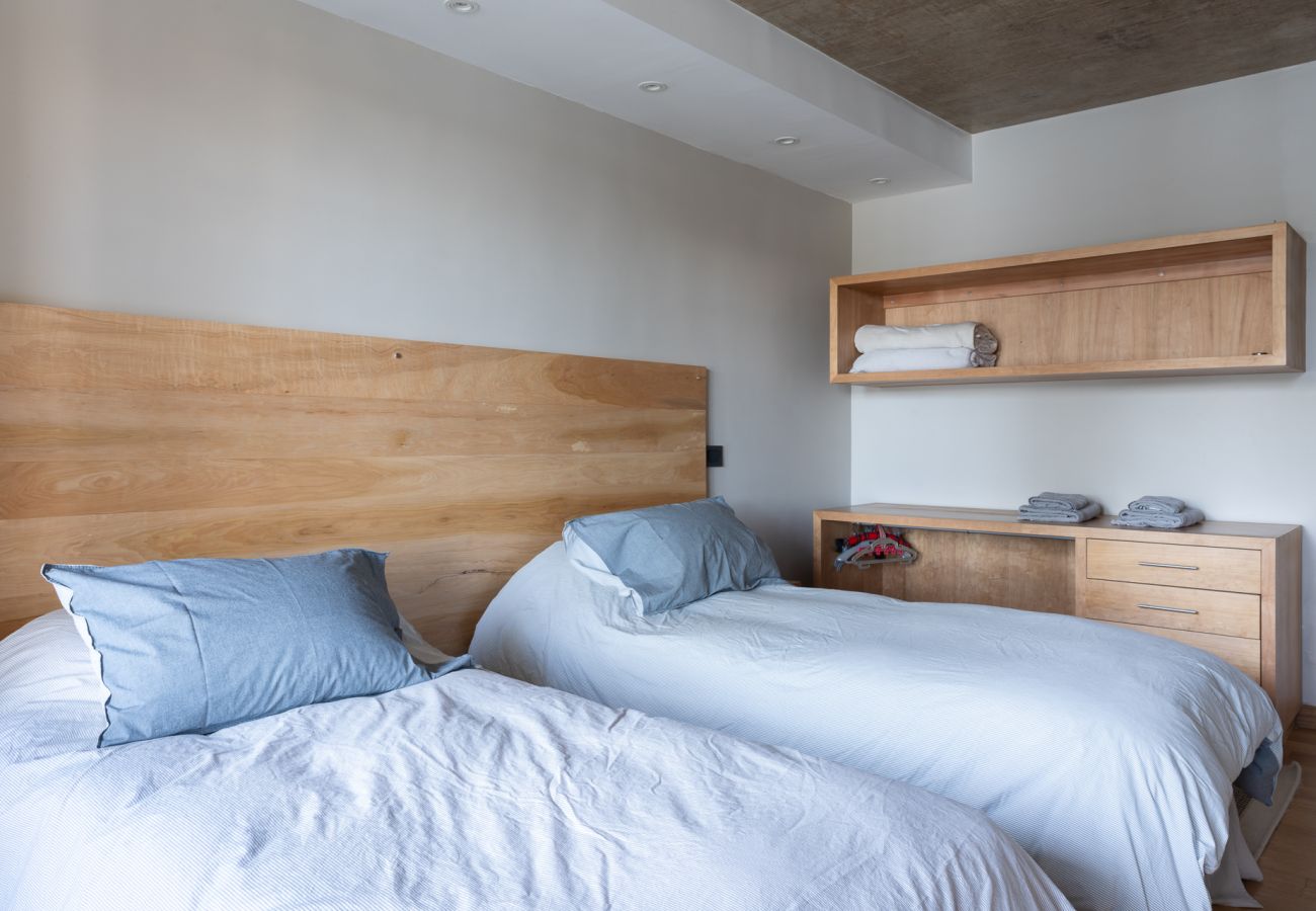 House in San Carlos de Bariloche - MORE26 Spectacular modern house with coast on Lake Moreno