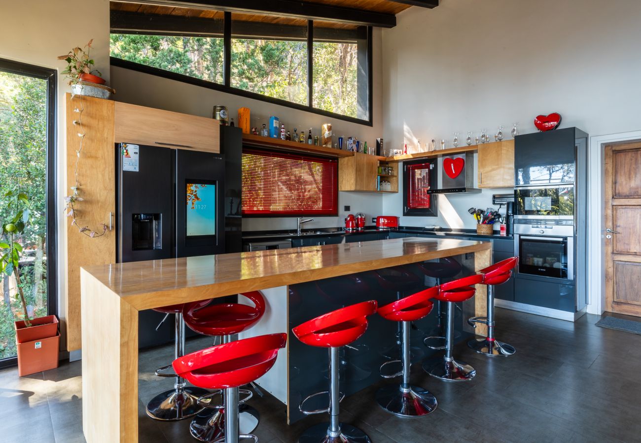 House in San Carlos de Bariloche - MORE26 Spectacular modern house with coast on Lake Moreno