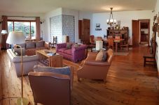 House in San Carlos de Bariloche - Peni08 Warm and historic property located on an 8-hectare property