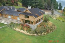 House in San Carlos de Bariloche - Peni08 Warm and historic property located on an 8-hectare property