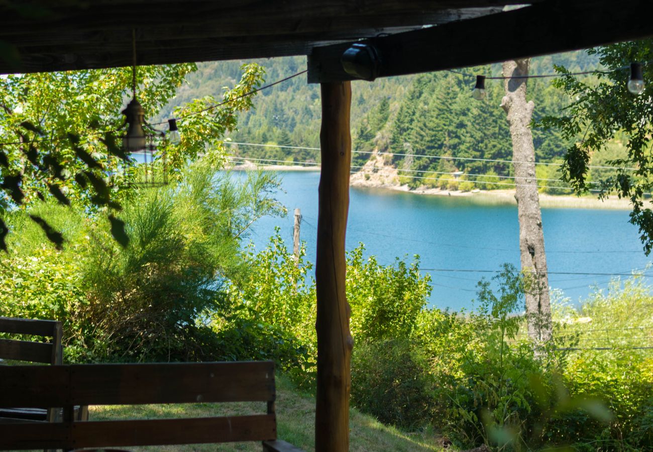 House in San Carlos de Bariloche - CÁLIDA CASONA ALPINA FRENTE AL LAGO NAHUEL HUAPI