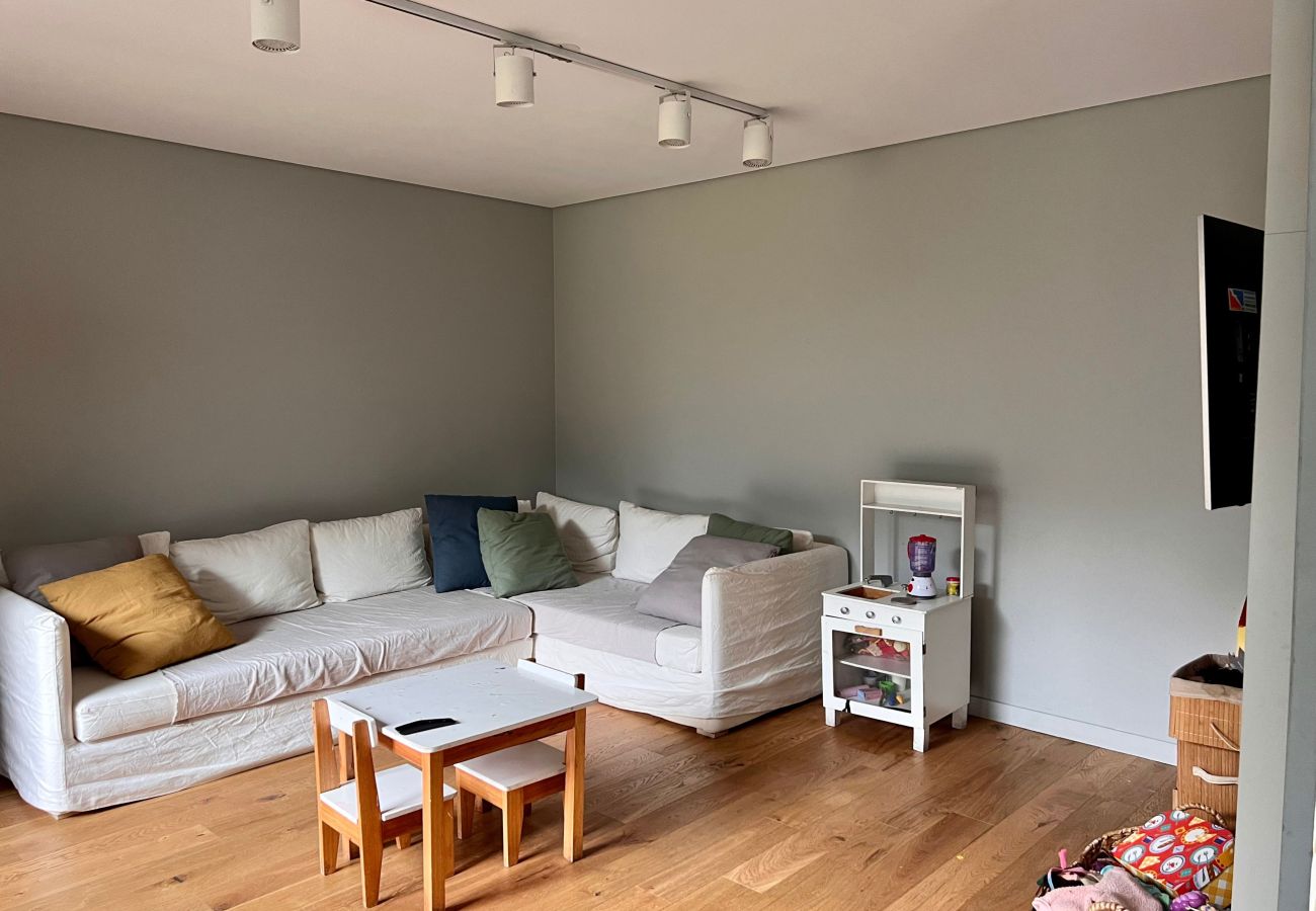 House in San Carlos de Bariloche -  ARE42 -MODERN AND SPACIOUS HOUSE IN ARELAUQUEN