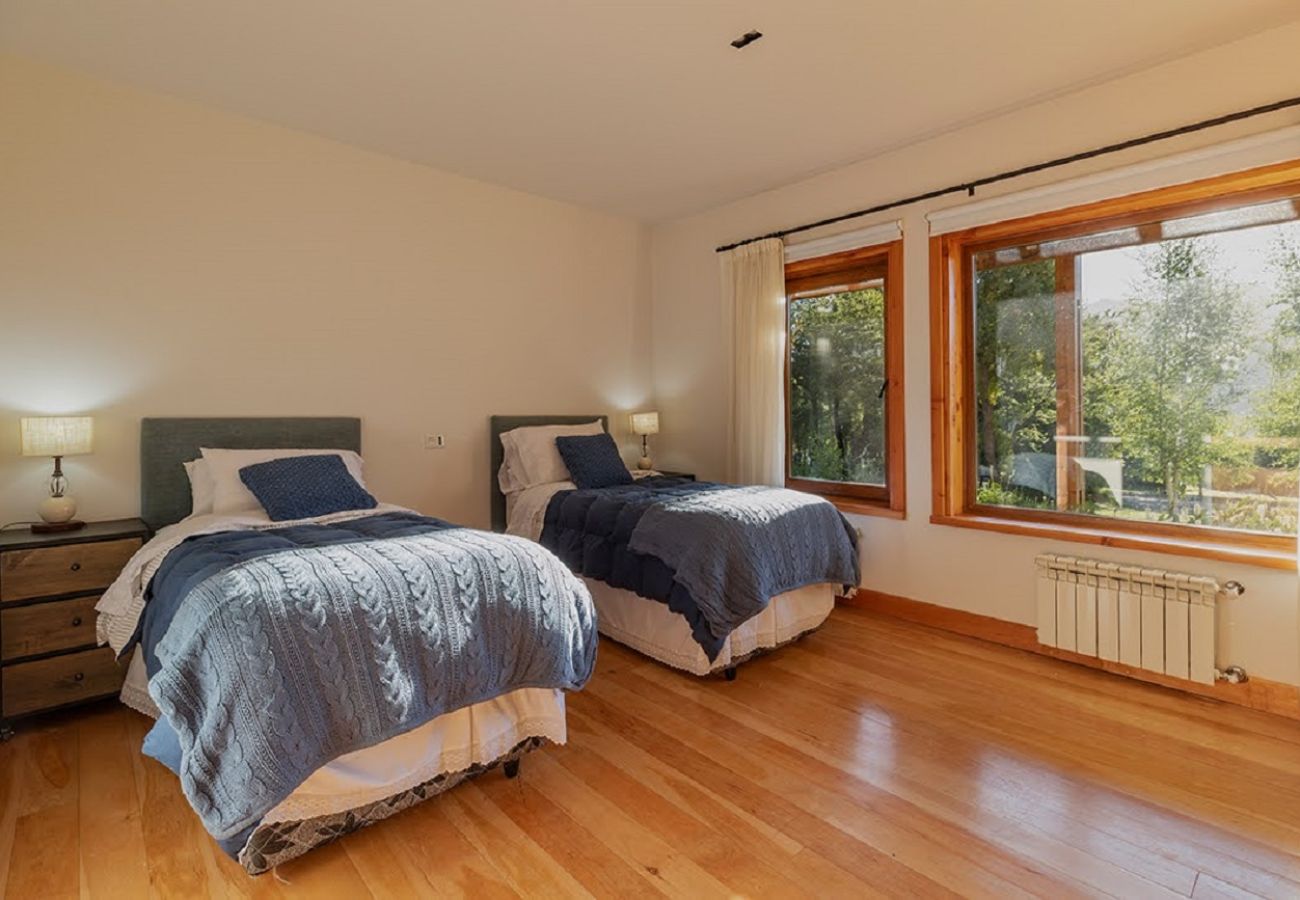 House in San Carlos de Bariloche - ARE24 MOUNTAIN HOUSE IN ARELAUQUEN